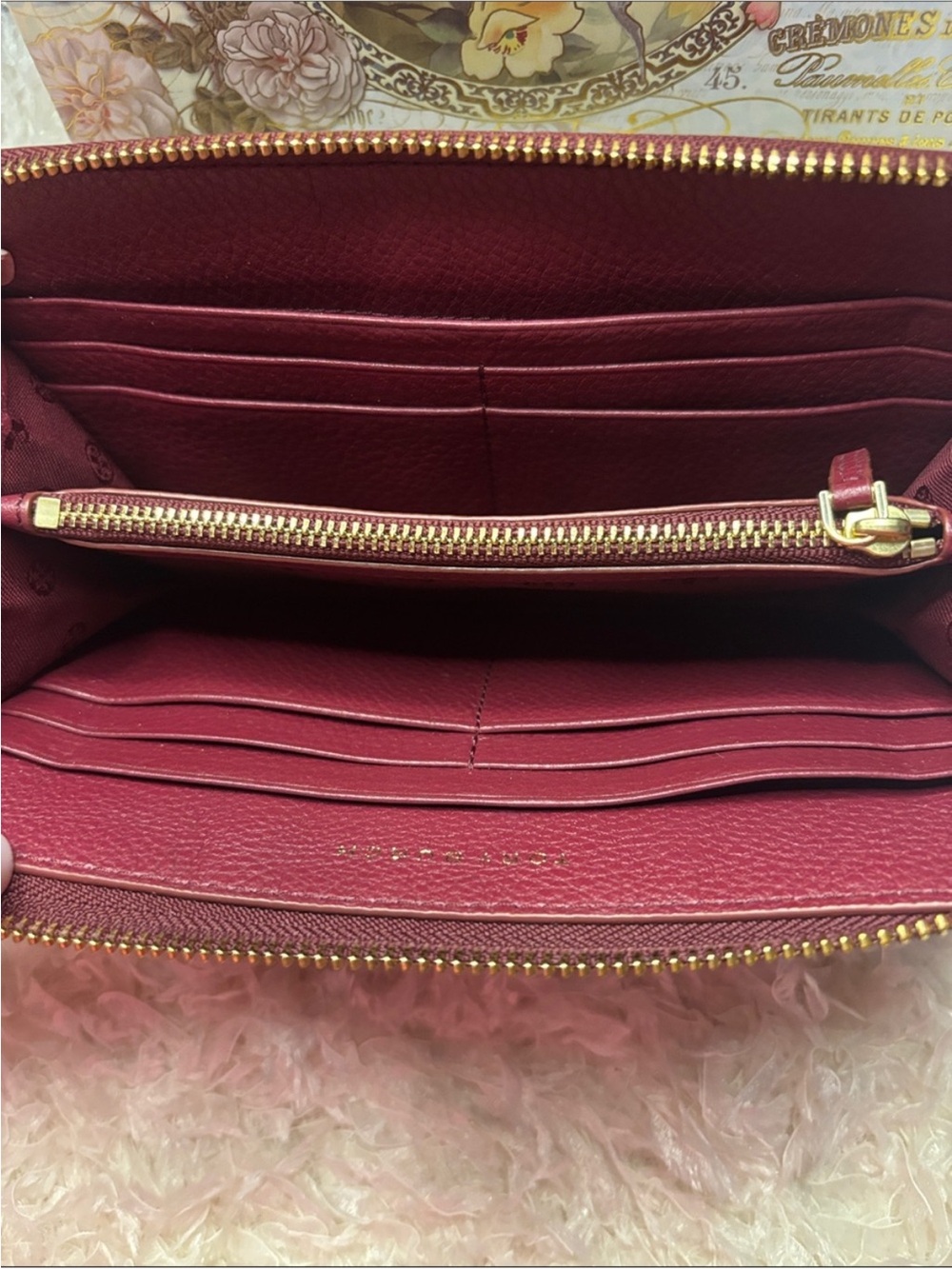Tory Burch Burgundy Pebbled Leather Zip Wallet with Gold Logo - Picture 11 of 13